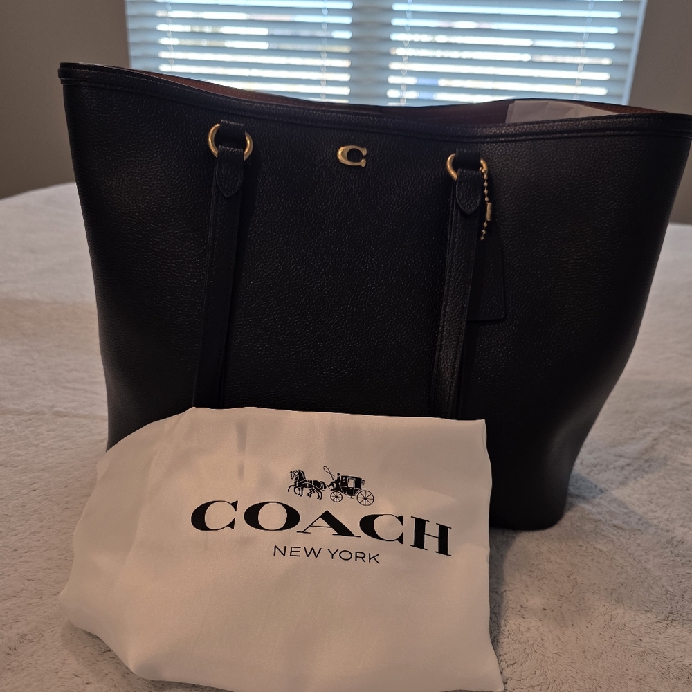 Coach Legacy Tote Black